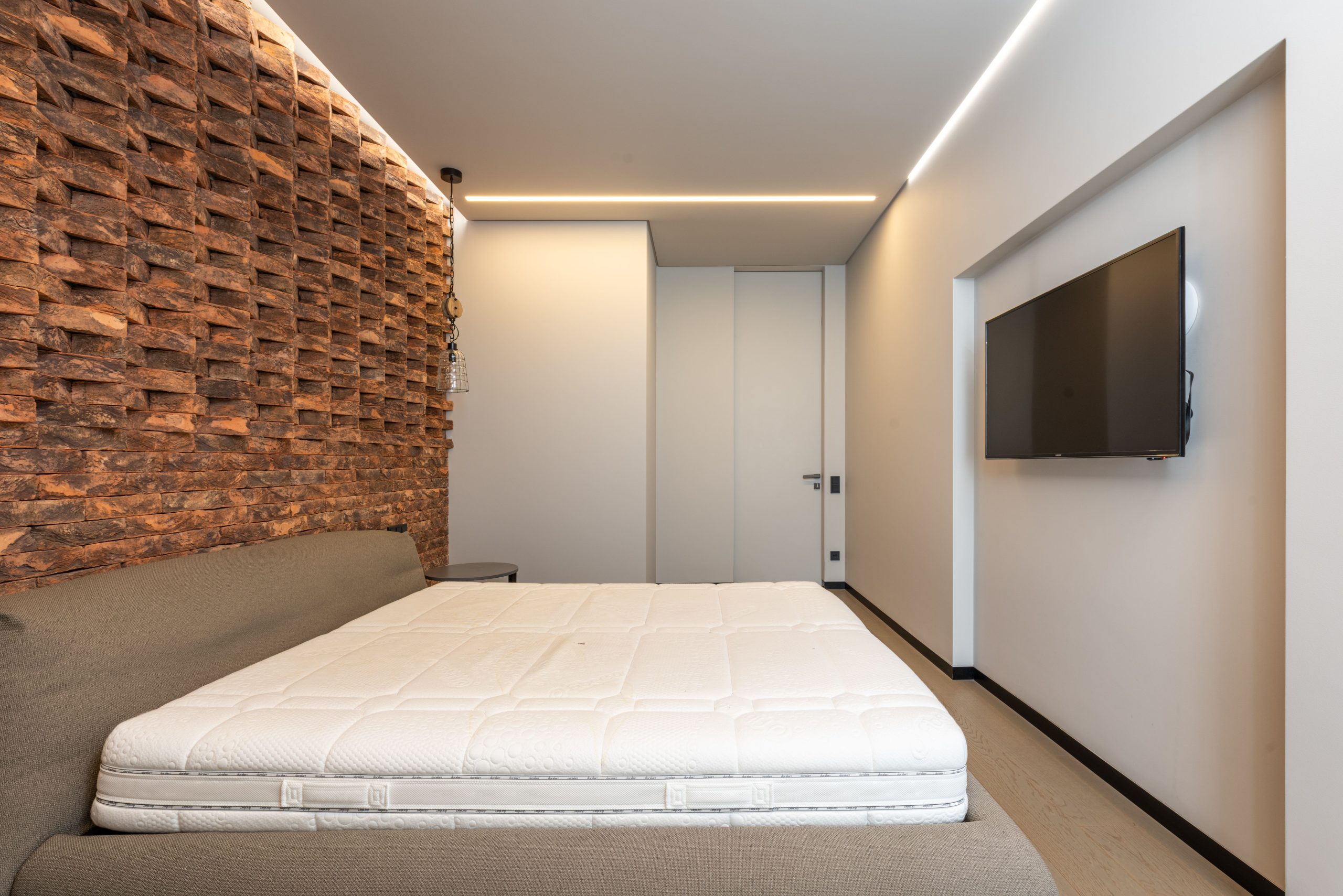 Conseil d'isolation phonique pour mur de chambre